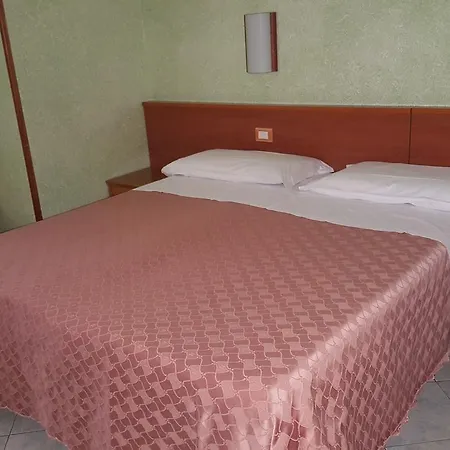 Hotel Bruna 2*