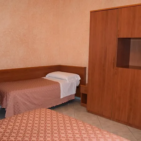 Bruna Hotel 2*
