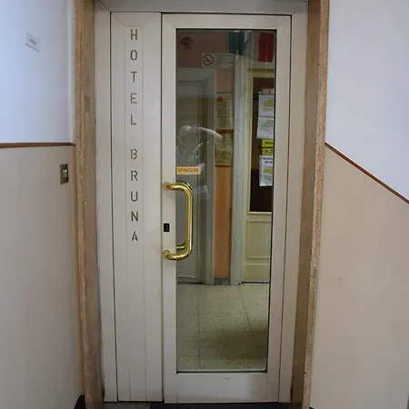 מלון Bruna רומא