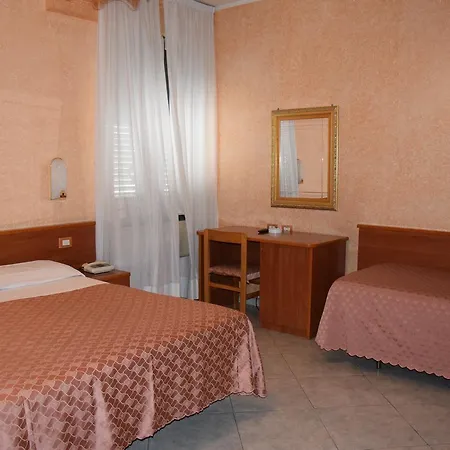 Bruna 2* Rome